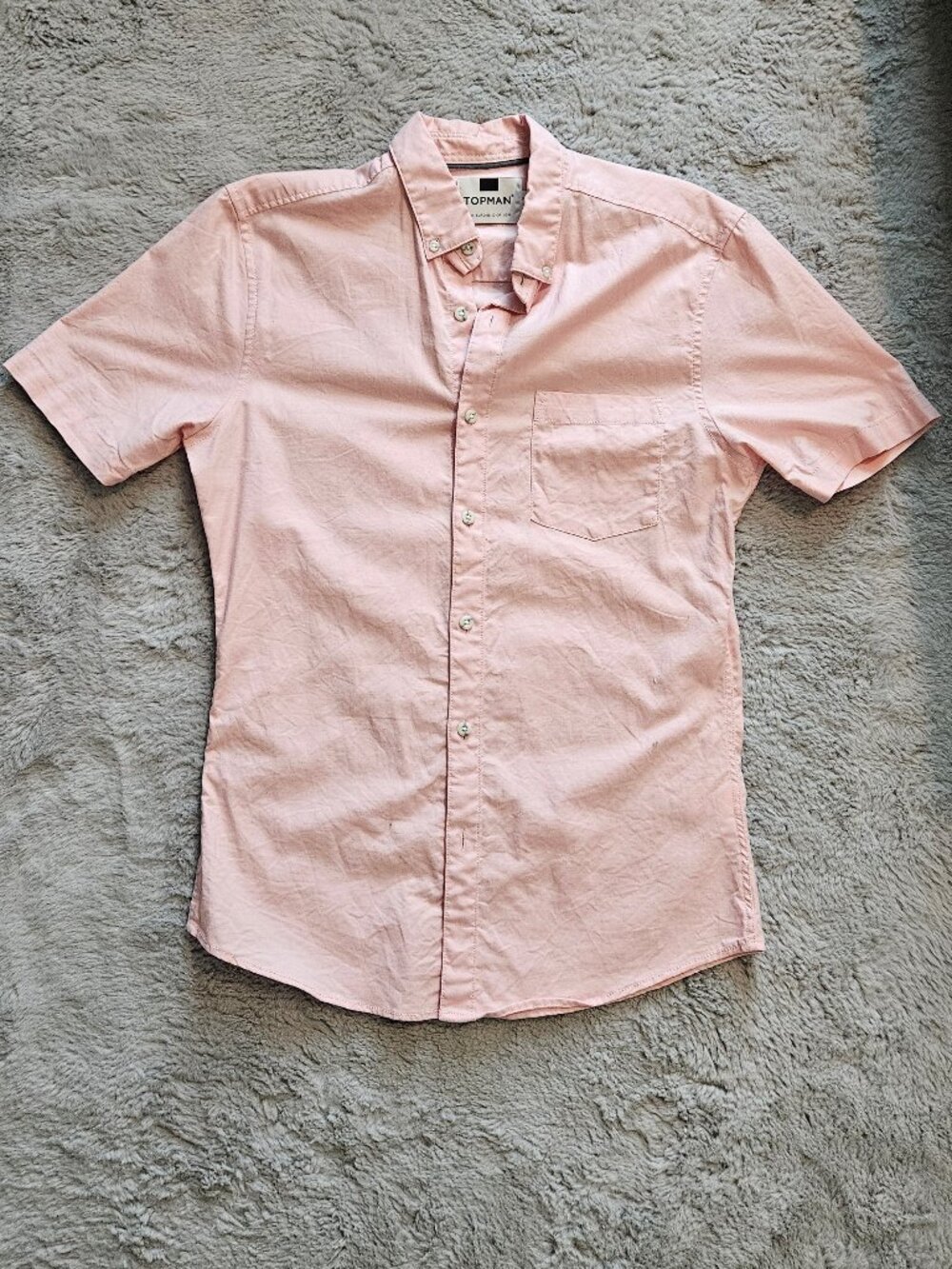 Men's pink short sleeve button down shirt medium/small